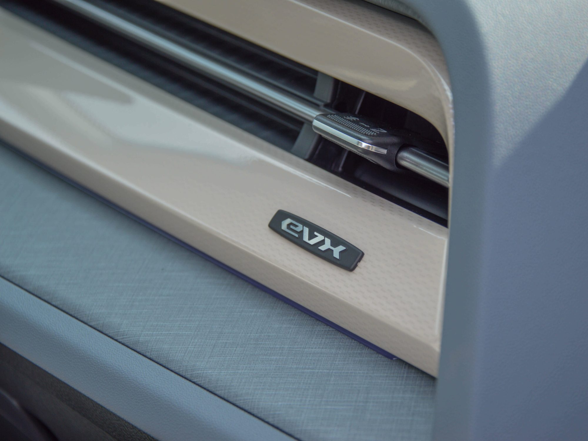 KGM-nieuw-merk-bij-Bangarage-Amstelveen-interieur-detail