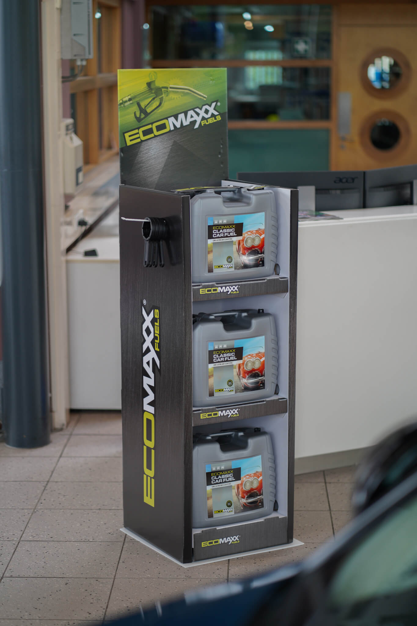 Ecomaxx showroom display