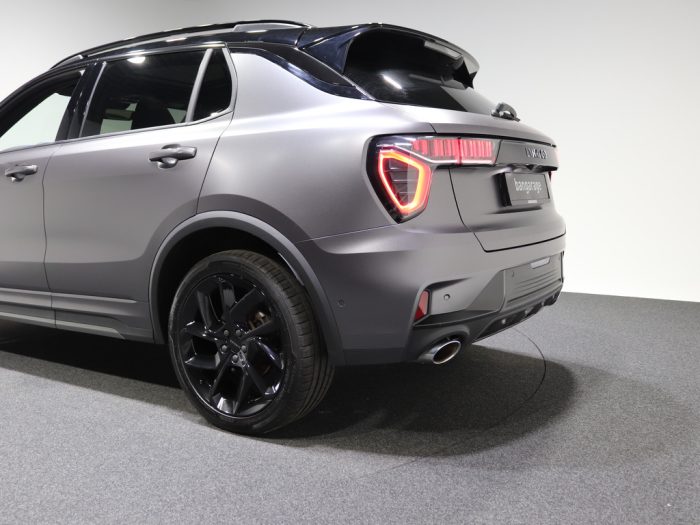 52409995-8