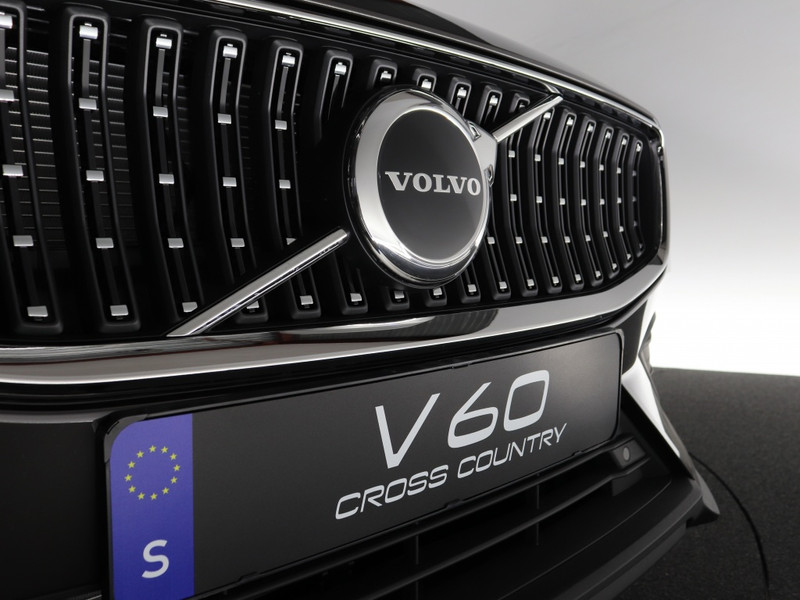 Volvo V60 Cross Country B5 AWD Ultimate Panoramadak Automaat
