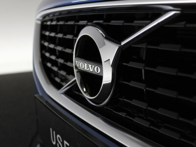 Volvo V40 T4 R-Design Standkachel Panoramadak
