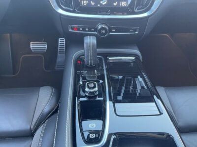 Volvo V60 T6 AWD Long Range Plug-in hybrid R-Design Trekhaak Automaat
